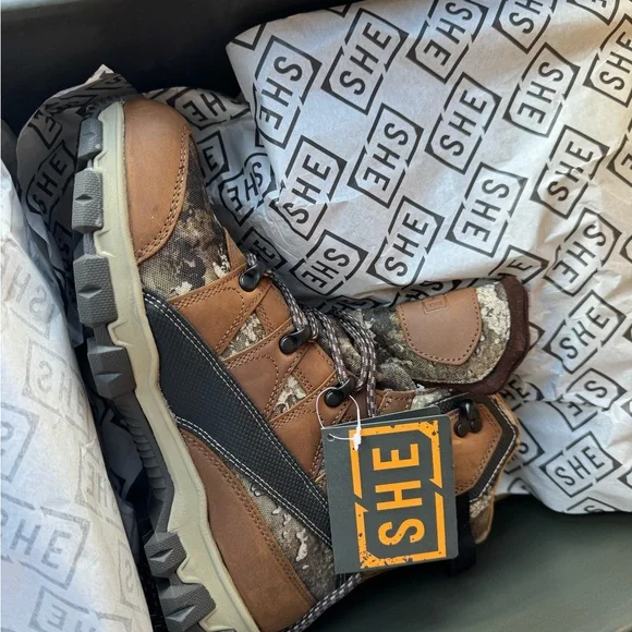 SHE Outdoor Waypoint Waterproof Hunting Boots Women’s 10 Camo NWT - Picture 9 of 14